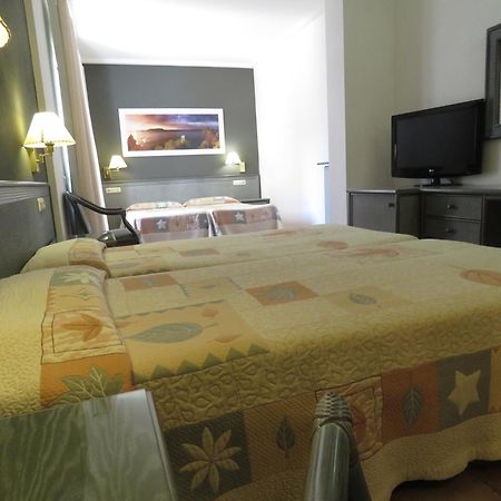 Hotel Santa Anna L'Estartit Room photo