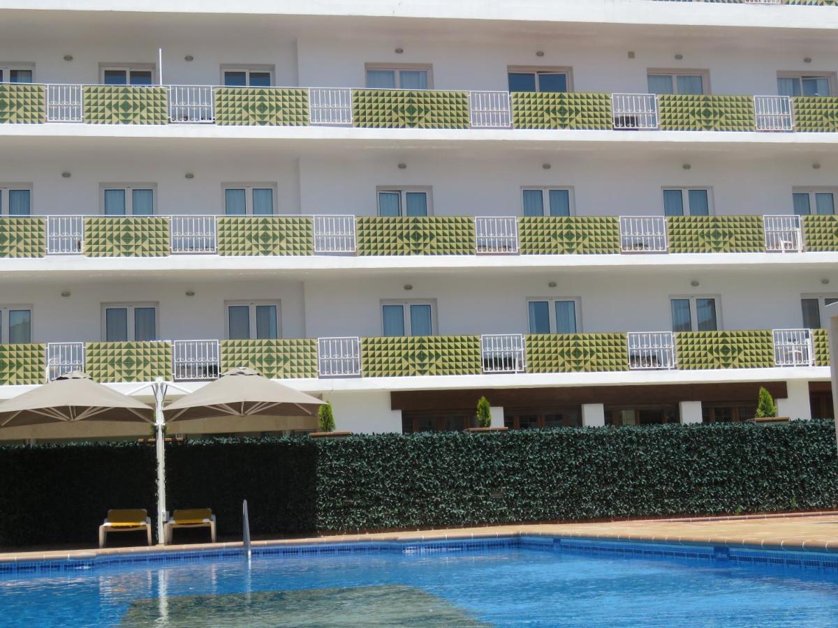 Hotel Santa Anna L'Estartit Exterior photo