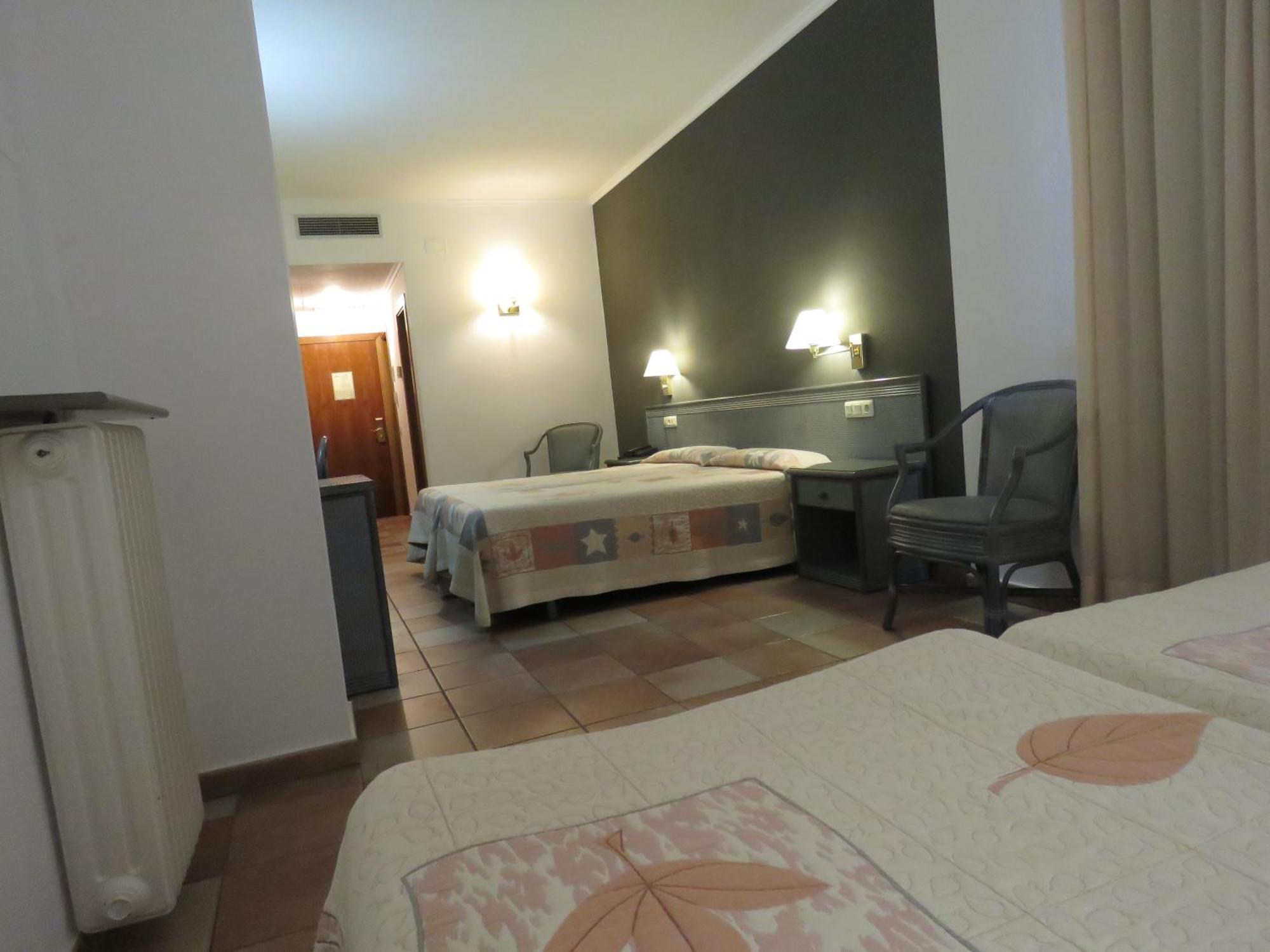 Hotel Santa Anna L'Estartit Room photo